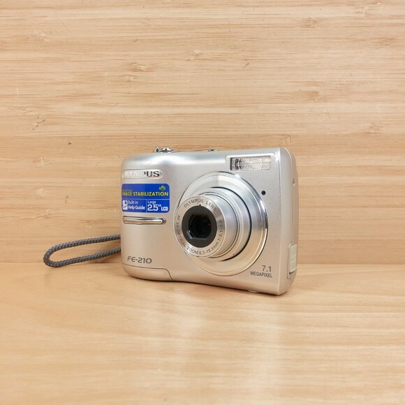 Olympus FE-210 / 7MP Digital Camera / 3× Optical Zoom / Tested & Working - Picture 1 of 7